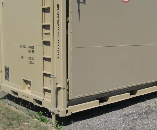 Sea Box Container Mounting And Moving Devices