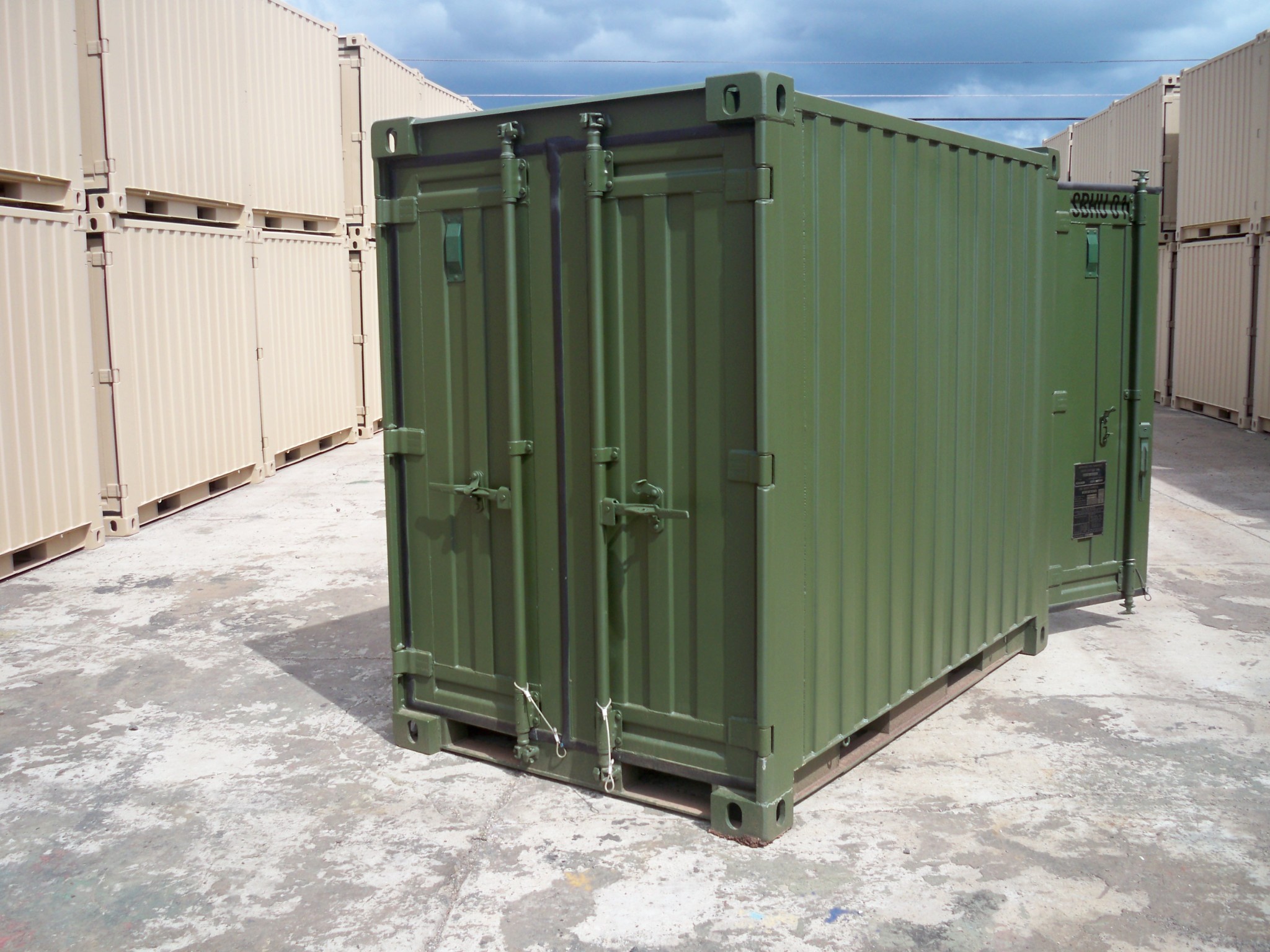 Quadcon Dry Freight ISO Container (8’ H)